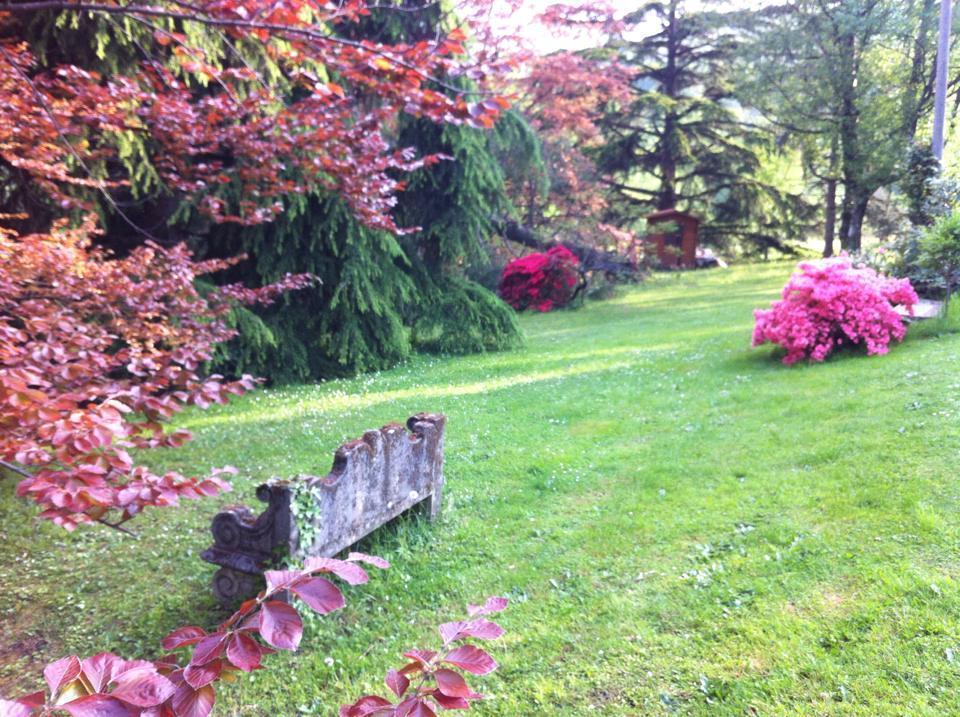 Il Giardino Di Iside Bed & Breakfast Roletto Eksteriør bilde